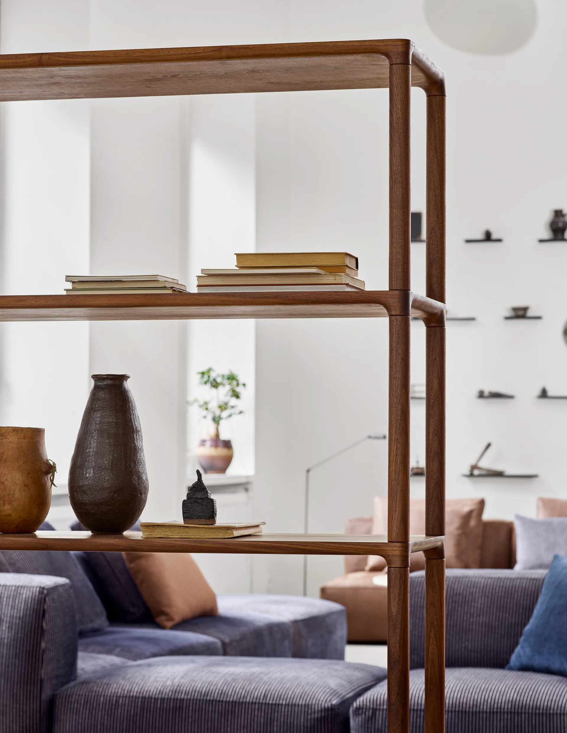 Root Tower Regal hoch, Walnuss Eilersen