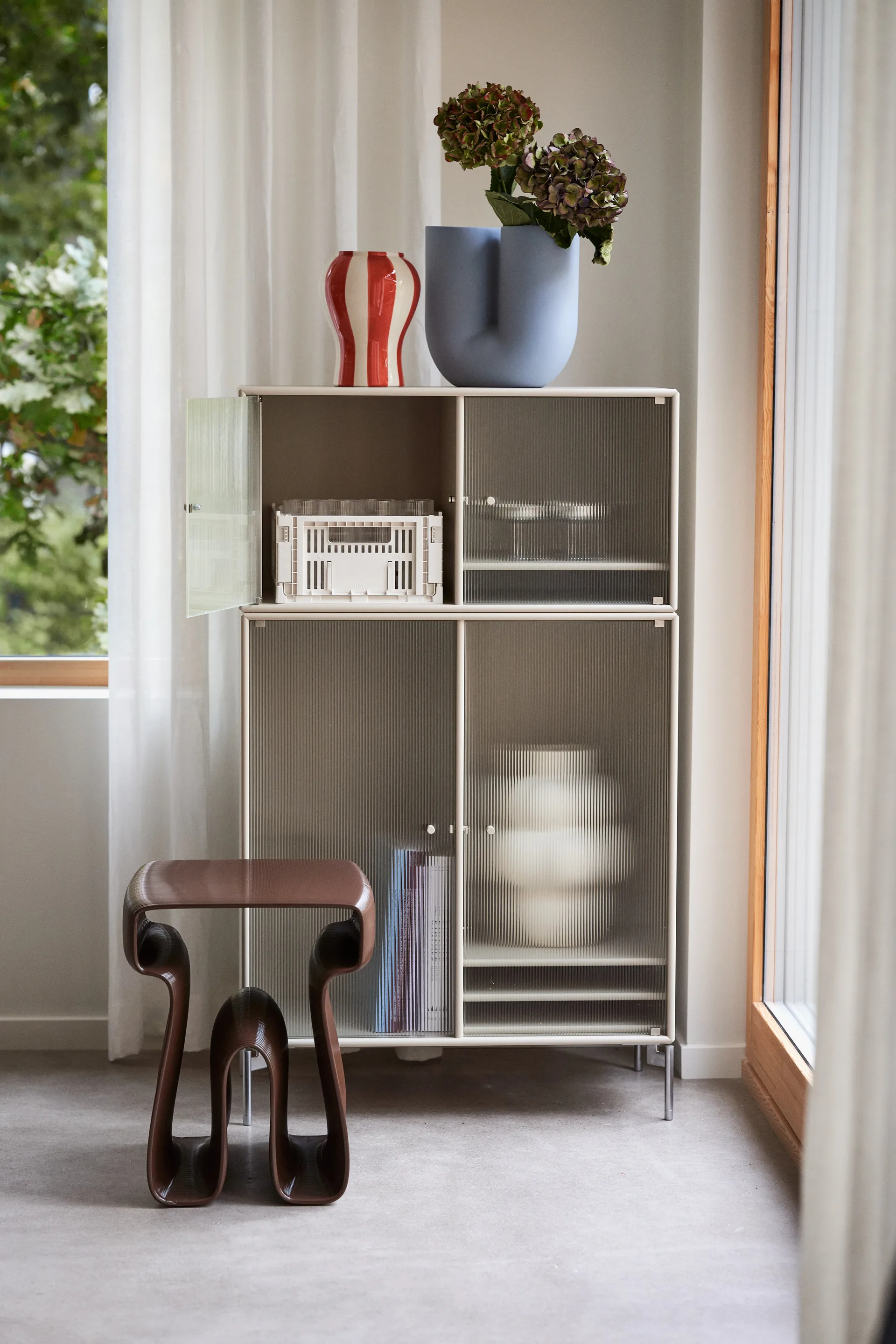 Octopus Beistelltisch 38x40 cm, Chocolate Ekbacken Studios