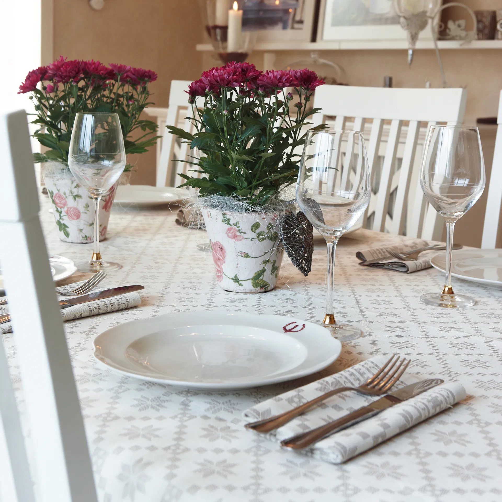 Åttebladrosa Tischtuch beige, 150 x 260cm Ekelund Linneväveri