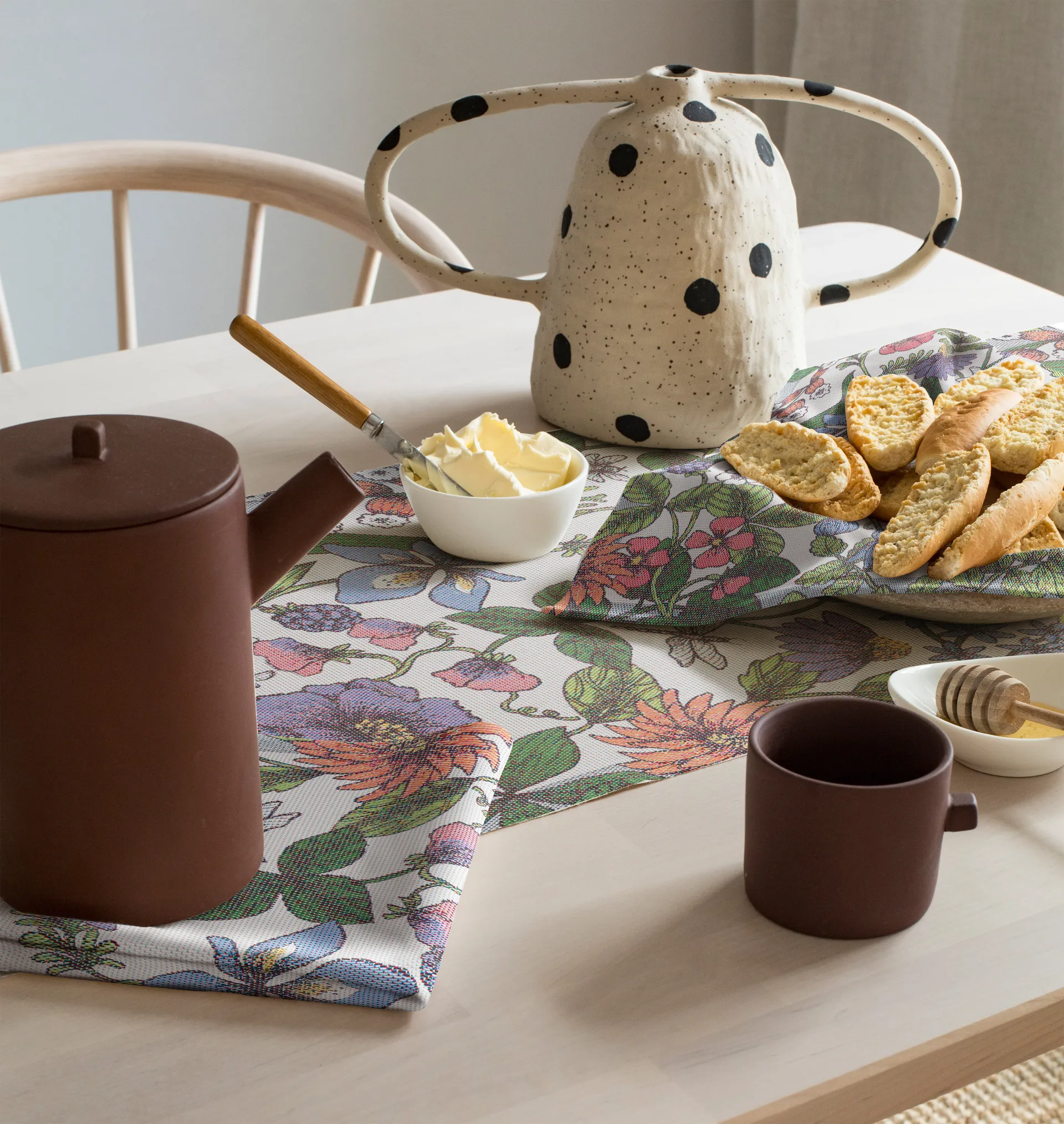 Flora Tischläufer, 35 x 80cm Ekelund Linneväveri