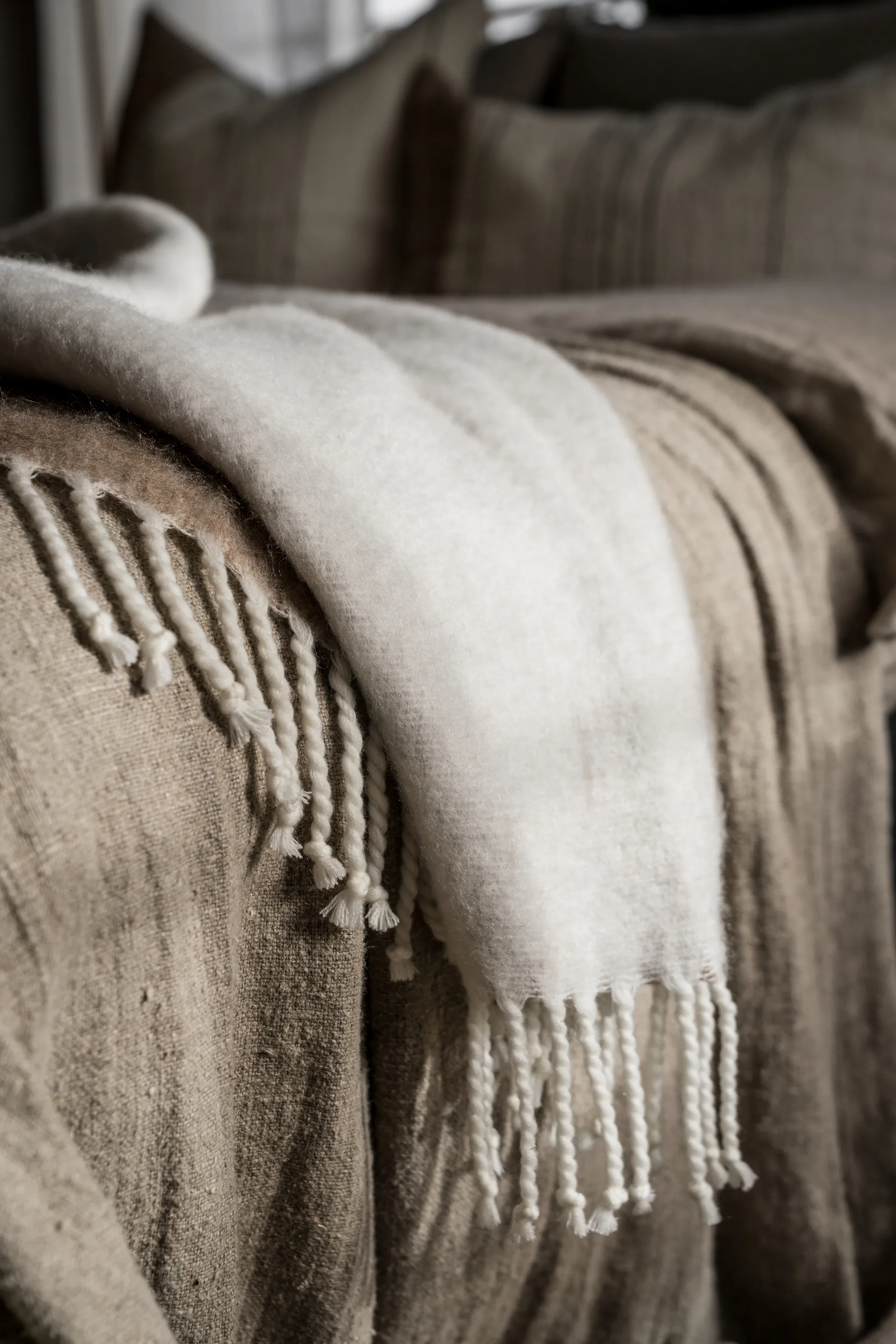 Ernst Decke mit Fransen 130x170 cm, Beige ERNST