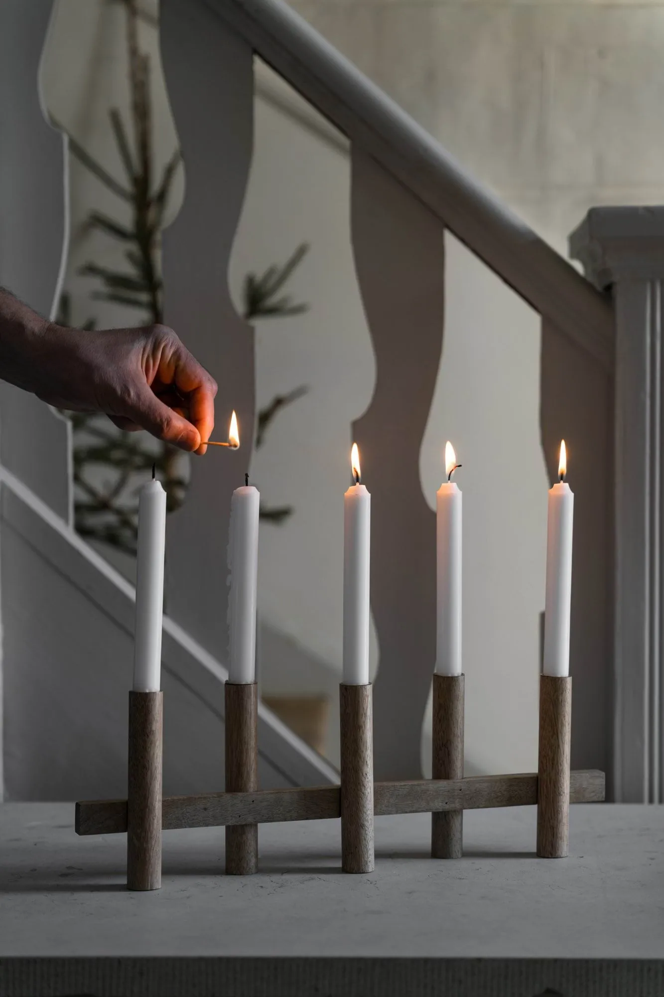 Ernst Kerzenständer 5-flammig, Helles Holz ERNST