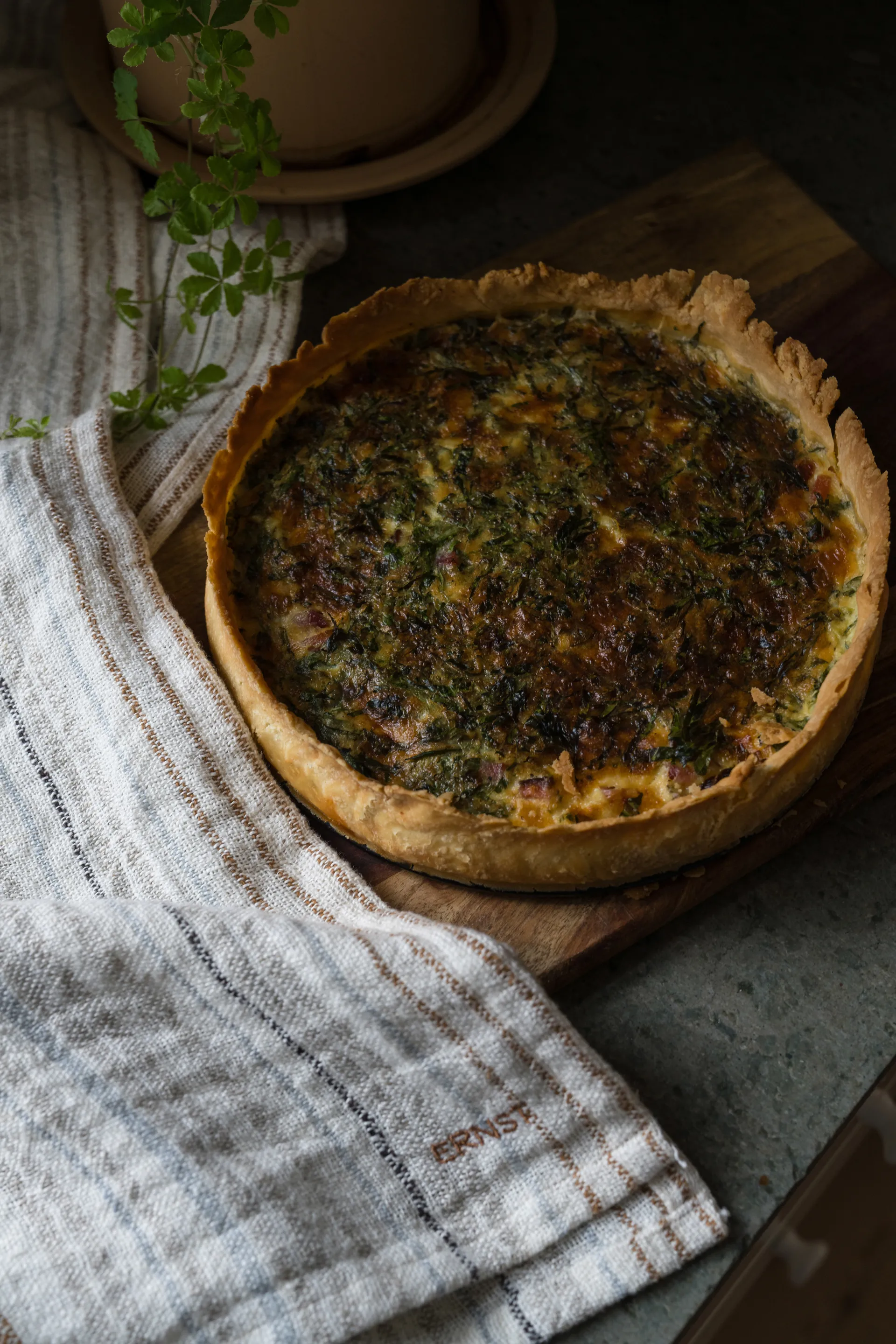 Ernst Küchenhandtuch Halbleinen 47x70 cm, Multirand hellblau ERNST