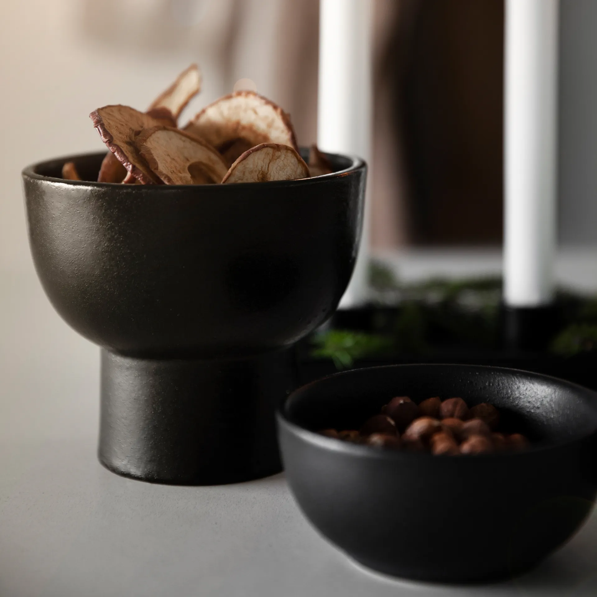 Ernst Schale auf Fuß Ø13cm, Schwarz ERNST