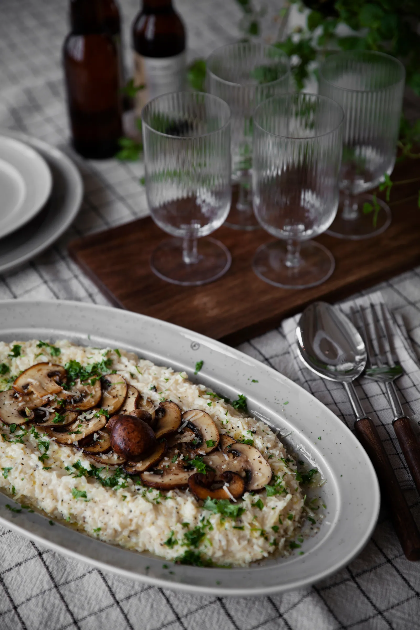 Ernst Servierteller oval 25x42 cm, Sand ERNST