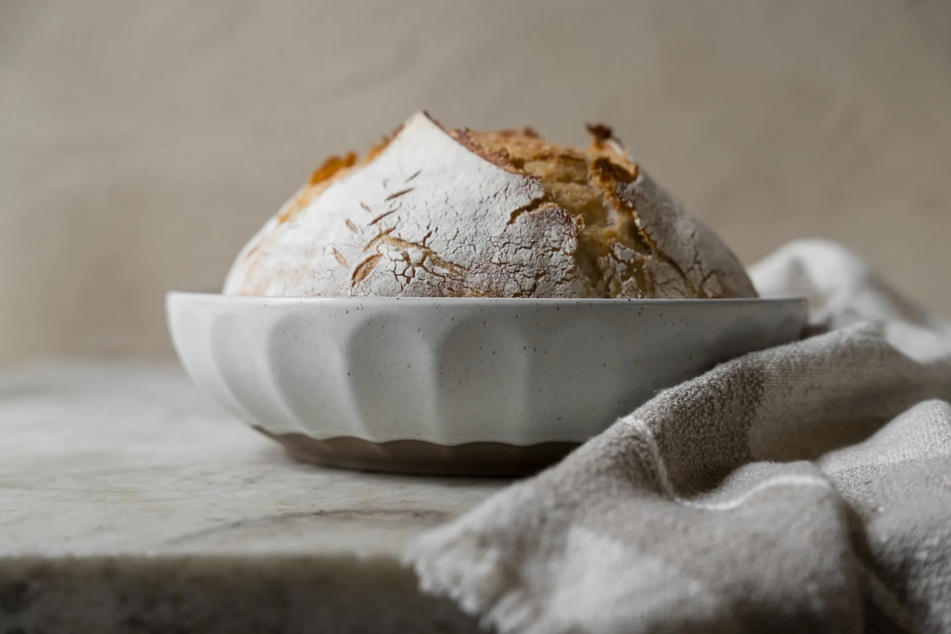 Ernst Steingutschüssel, Weiß-natur, Ø24 cm ERNST