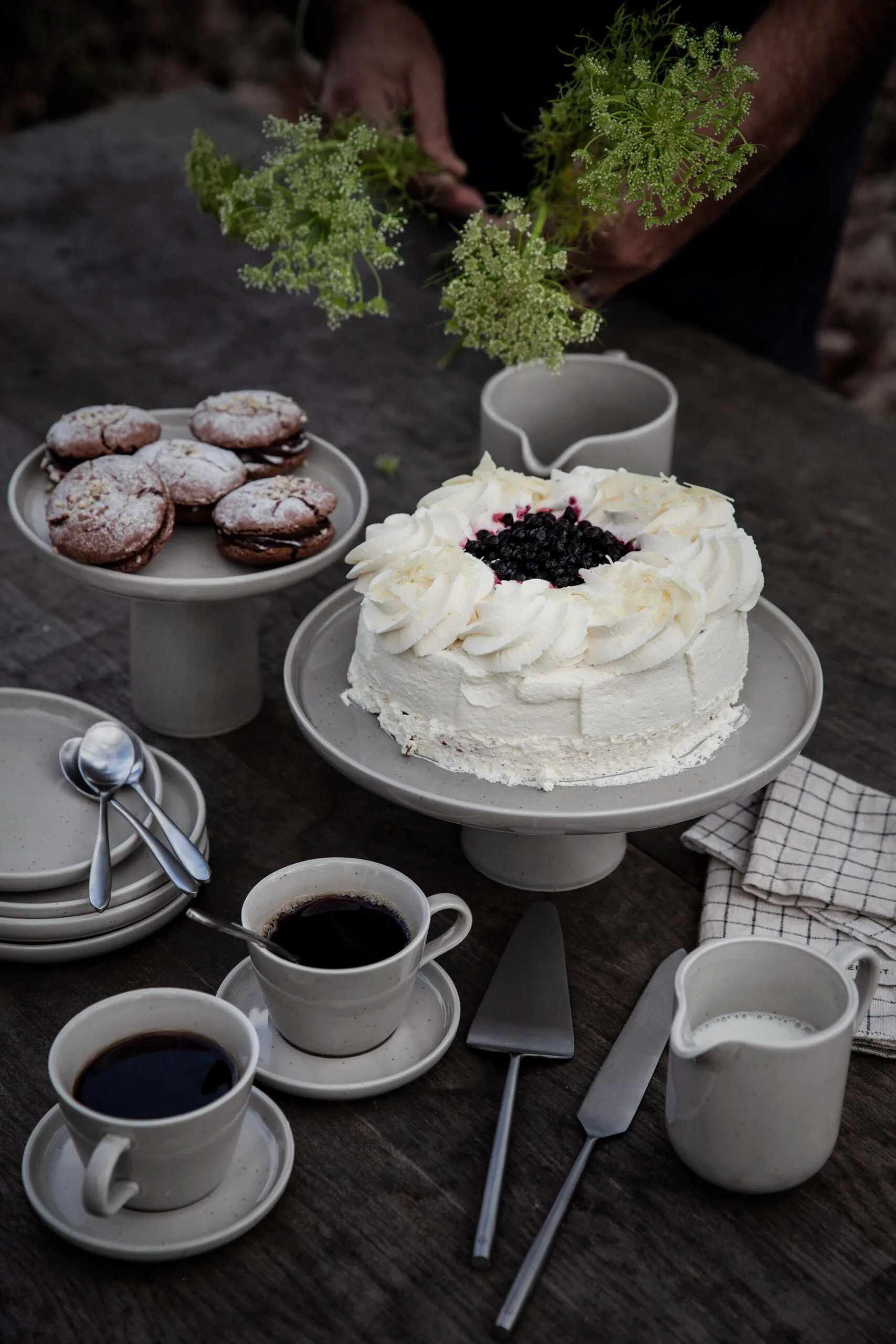 Ernst Tortenteller Ø27cm, Sand ERNST