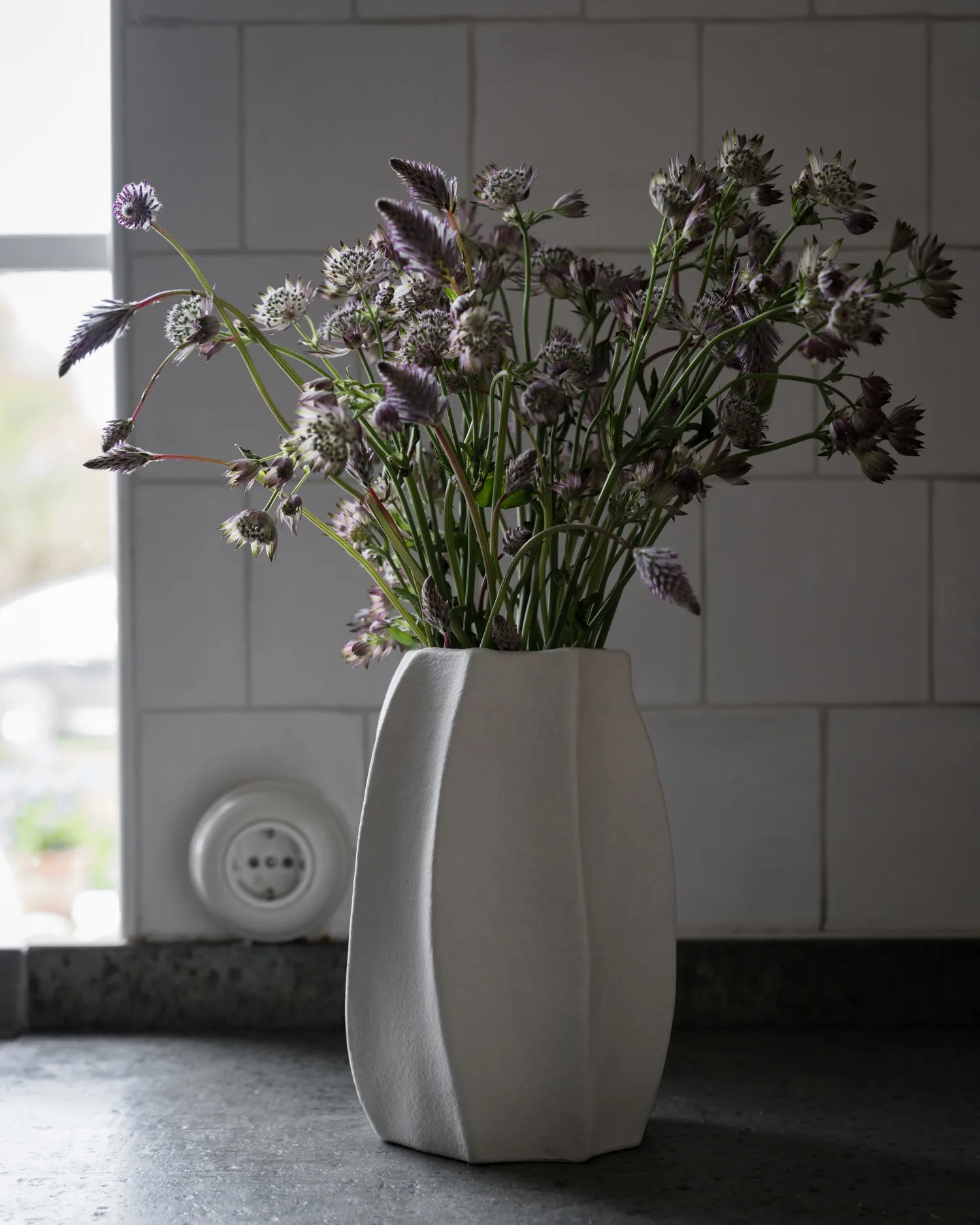 Ernst Vase Steingut Ø15x23 cm, Naturweiß ERNST