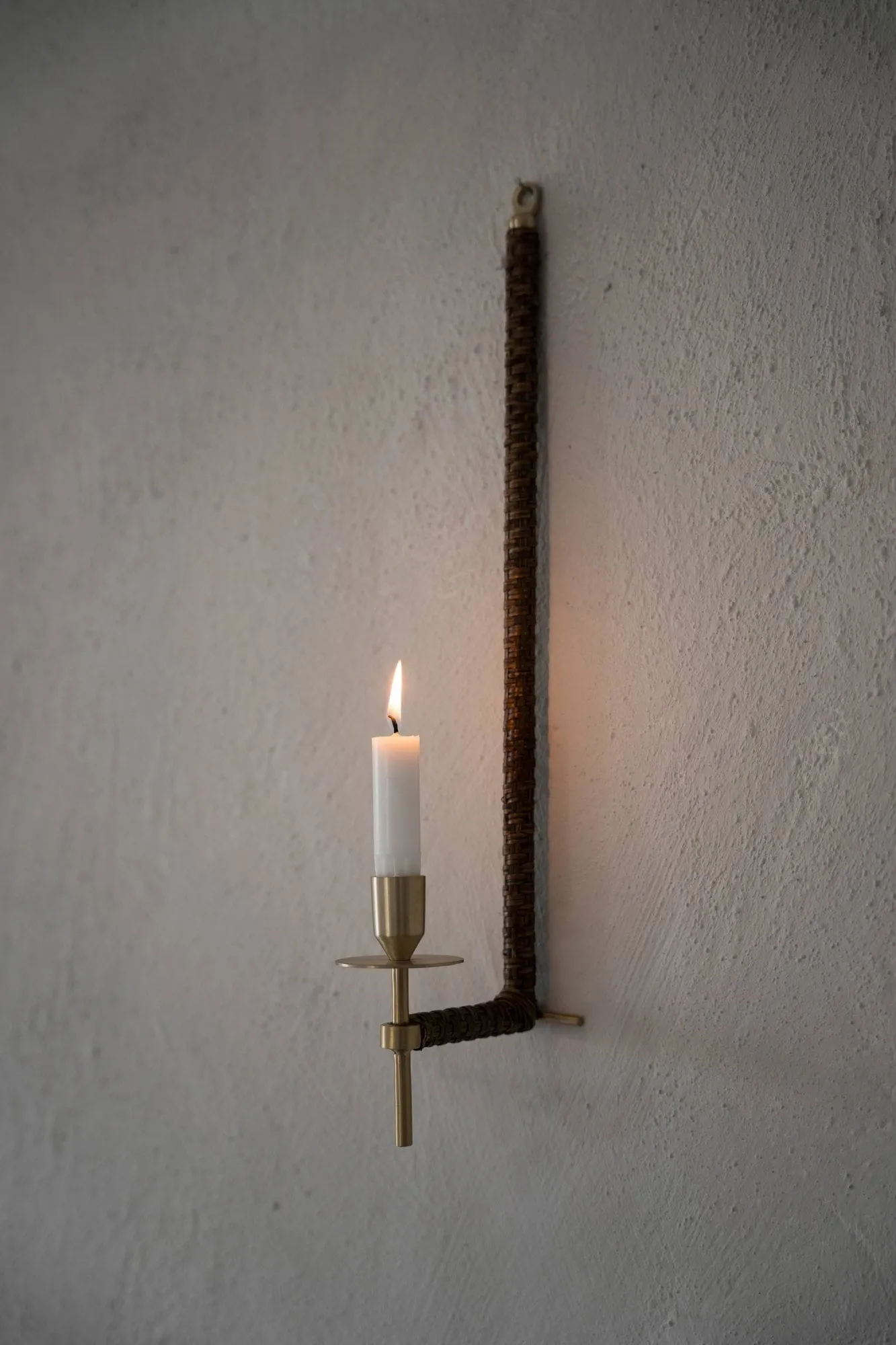 Ernst Wandleuchter geflochten, Messing, 47 cm ERNST
