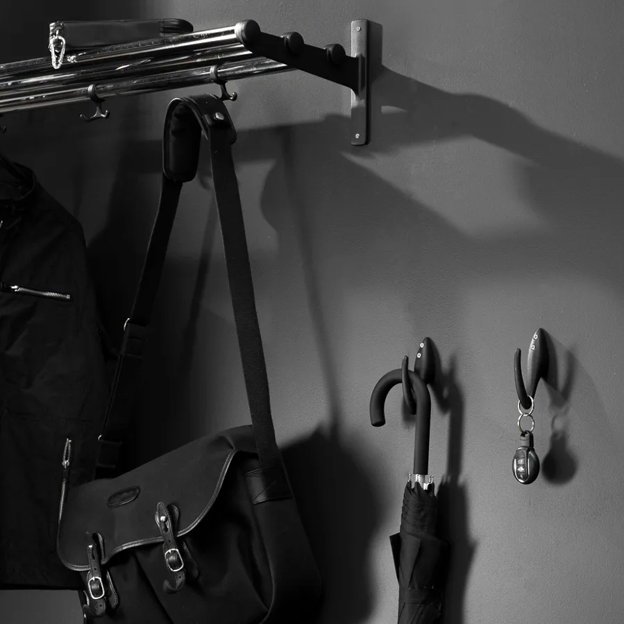 Nostalgi Hutablage, Schuhregal, Chrom, schwarz Essem Design