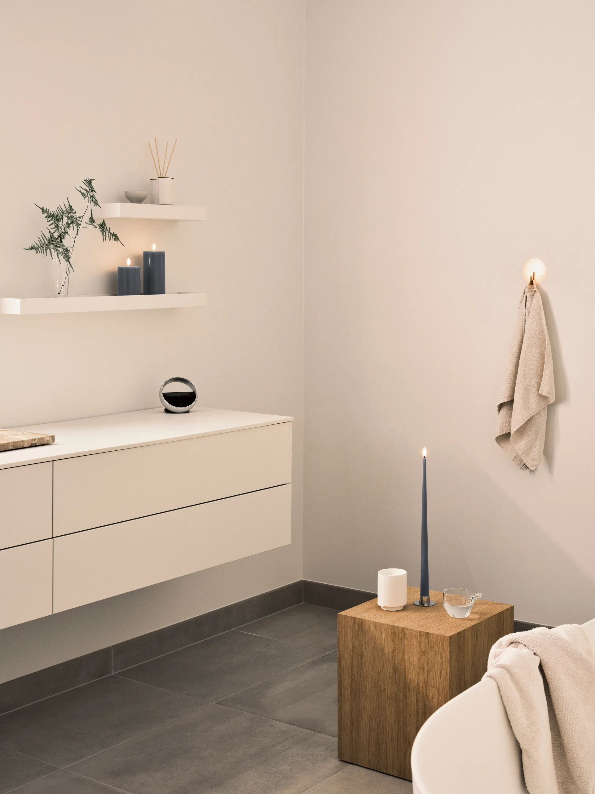 ester & erik Blockkerze LED, 74 Dark Slate, 10cm ester & erik