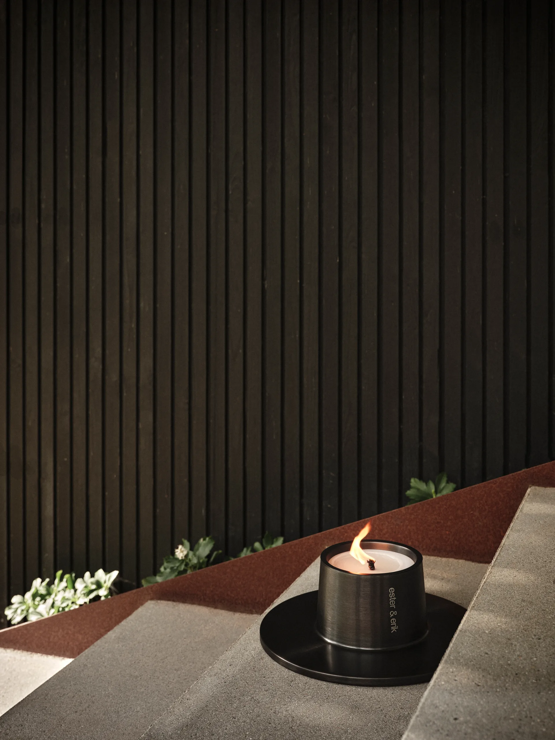 ester & erik Outdoor-Kerzenhalter large 32,3 cm, Black ester & erik