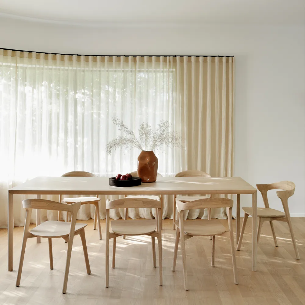 Air Esstisch, Die Eiche lackiert Eiche 220 cm Ethnicraft