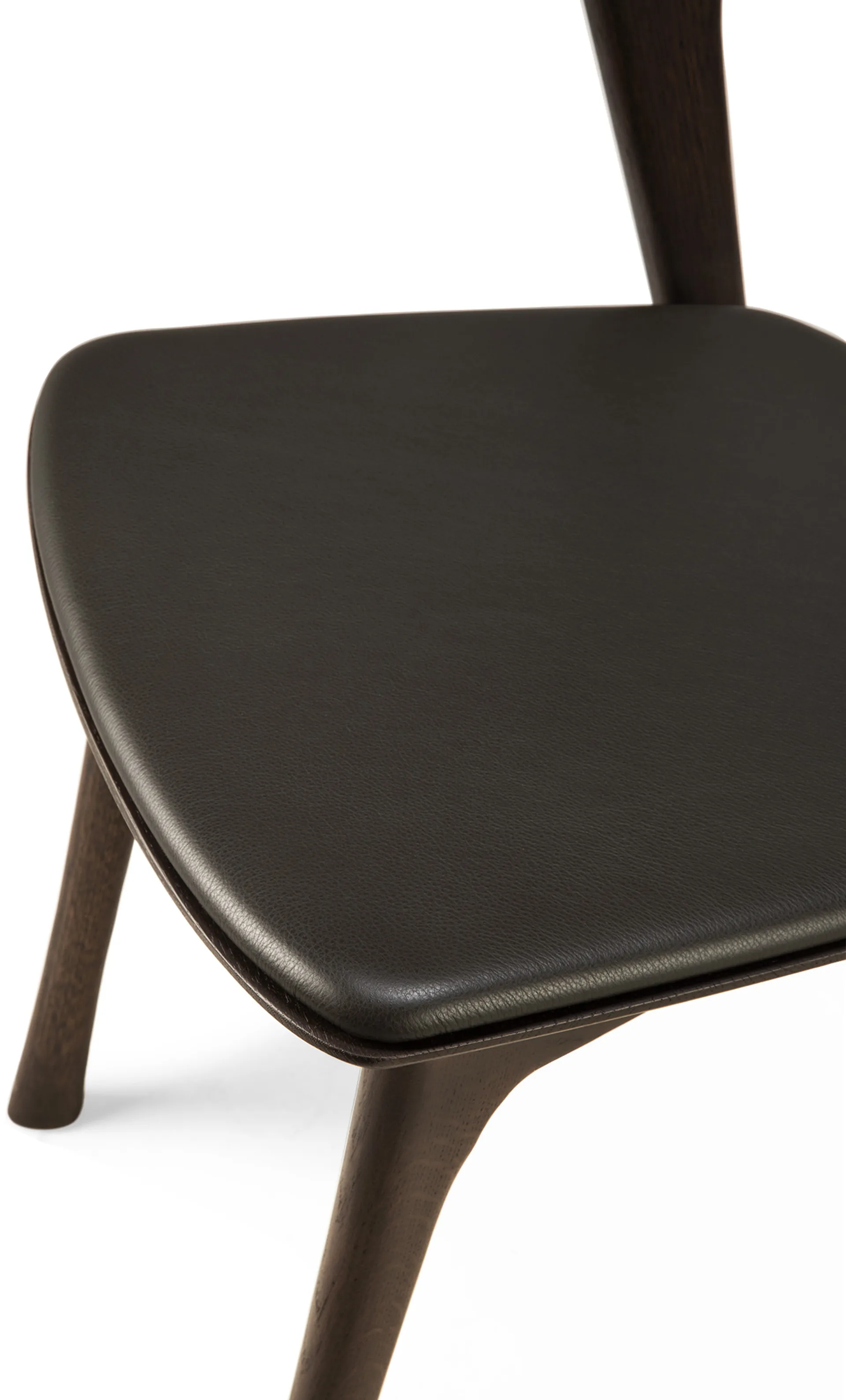 Bok Stuhl mit Ledersitz, Braun gebeizte Eiche-braunes Leder Ethnicraft