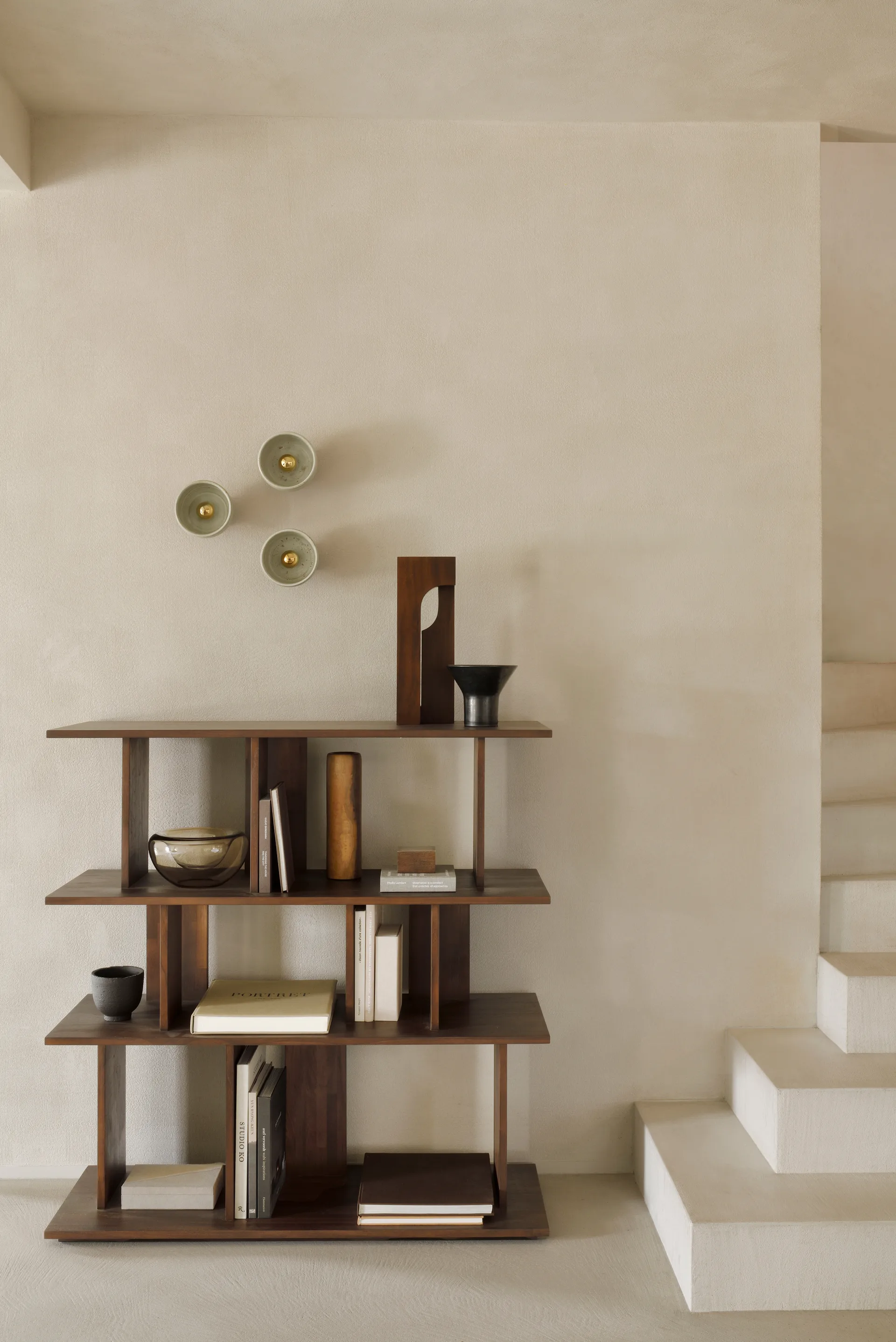 Irregular Regal, Dunkel gebeizt Teak small Ethnicraft