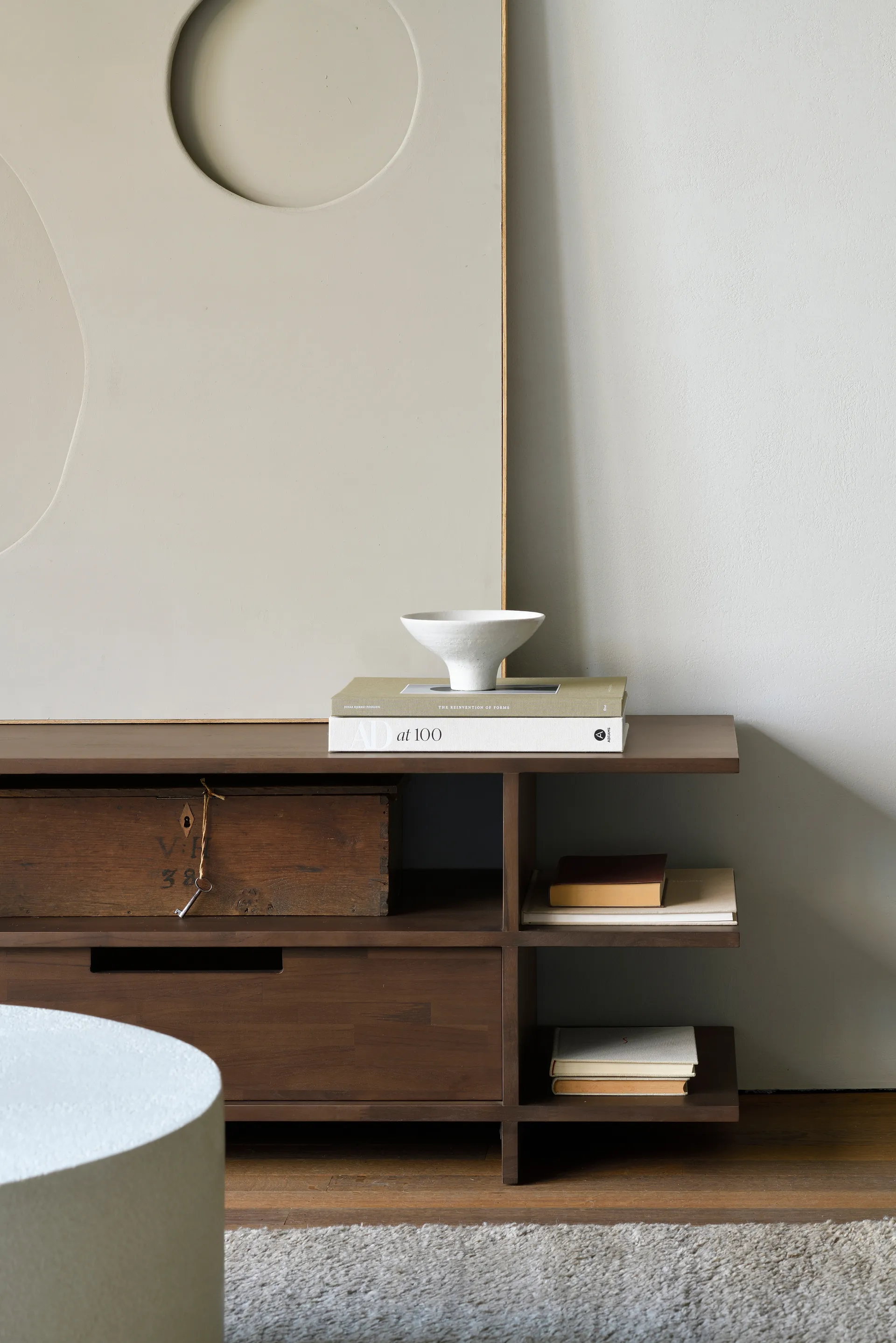 Kabuki Mediabank, Dunkel gebeizte Teak Ethnicraft