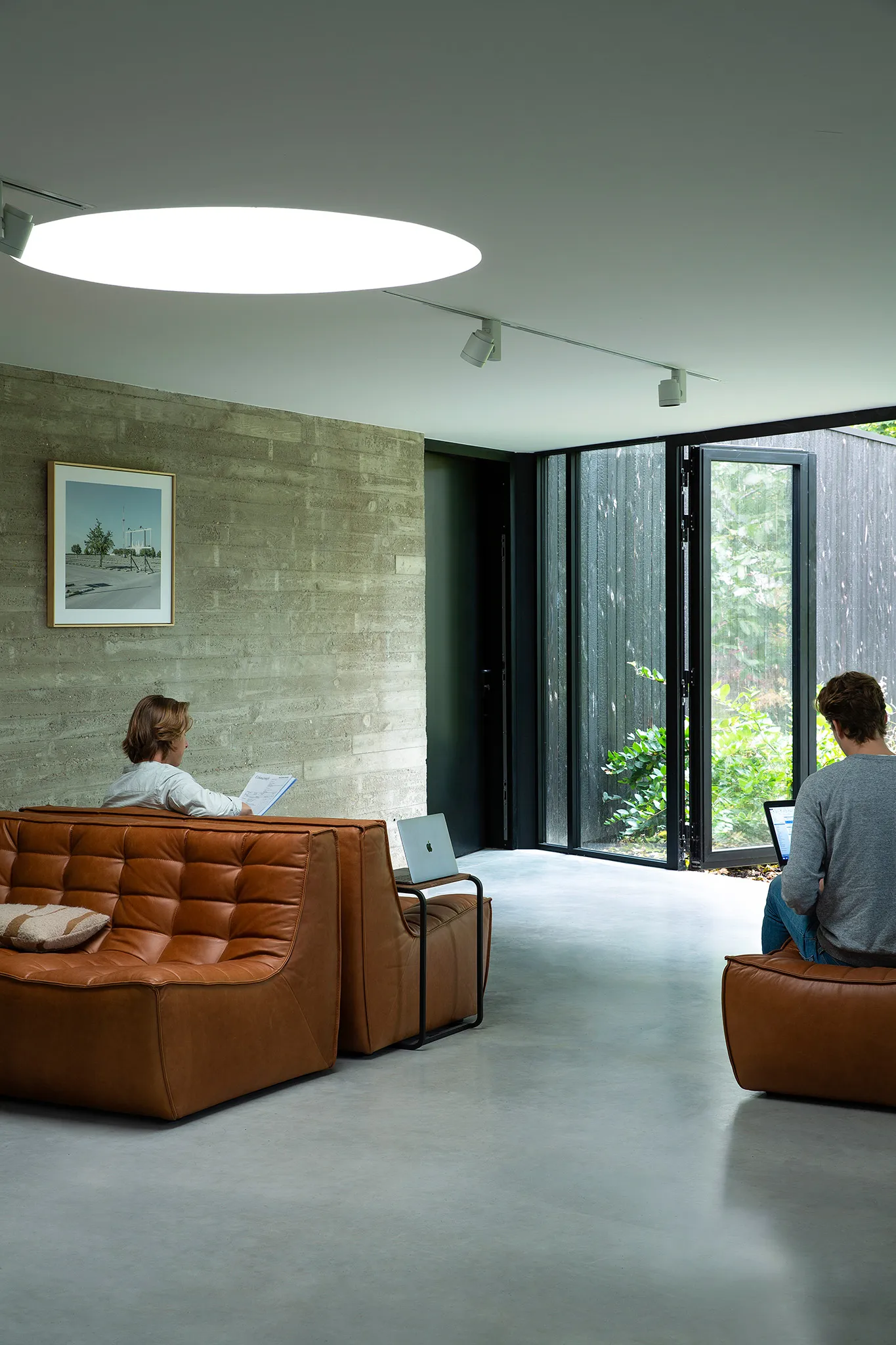 N701 Sofa 2-Sitz, Leder old saddle brown Ethnicraft