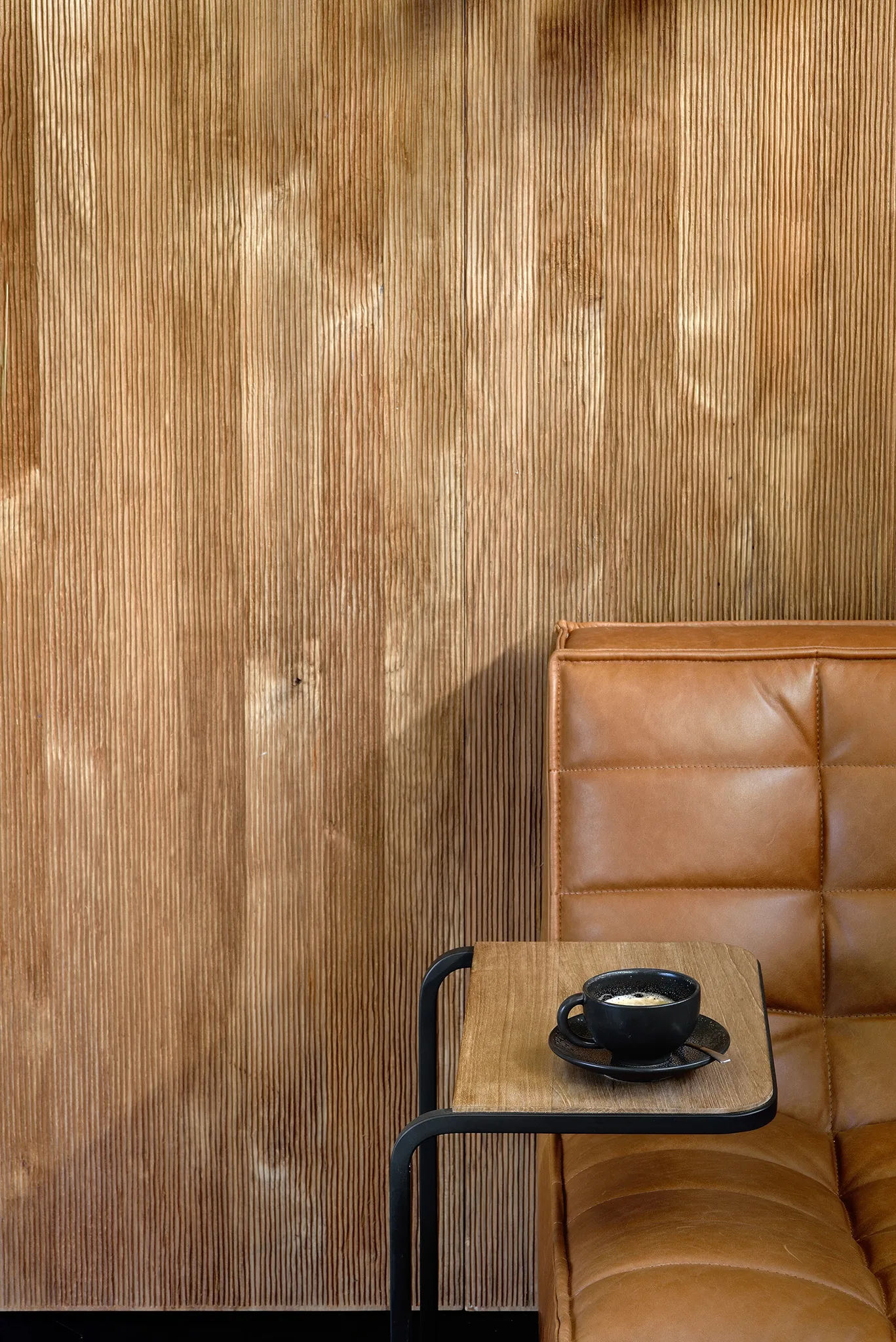 N701 Sofa, Läder old saddle Ethnicraft