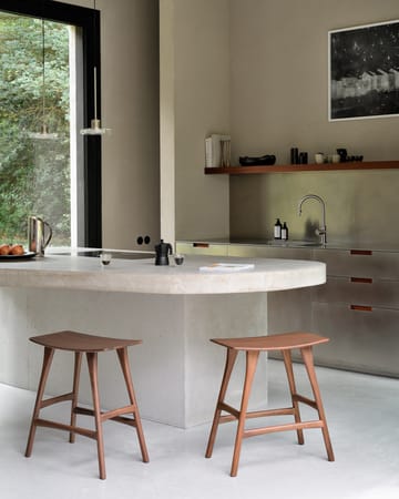 Osso Counter hohe Hocker 67 cm - Lackiertes Teak Brown - Ethnicraft