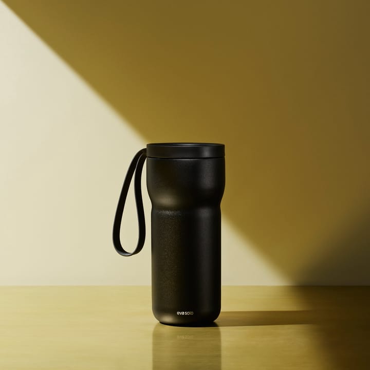 Nordic Kitchen Isoliertasse, Schwarz Eva Solo