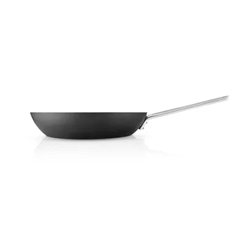 Professional Laser Titanium Slip-Let Bratpfanne - Black, Ø28 cm - Eva Solo