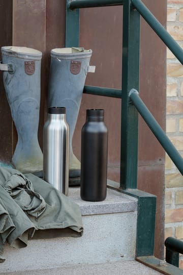 Urban Thermosflasche 0,7 L - Steel-black - Eva Solo