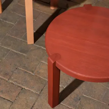 D108 Ragnesminde Couchtisch Ø48 cm - Carmine red - FDB Møbler