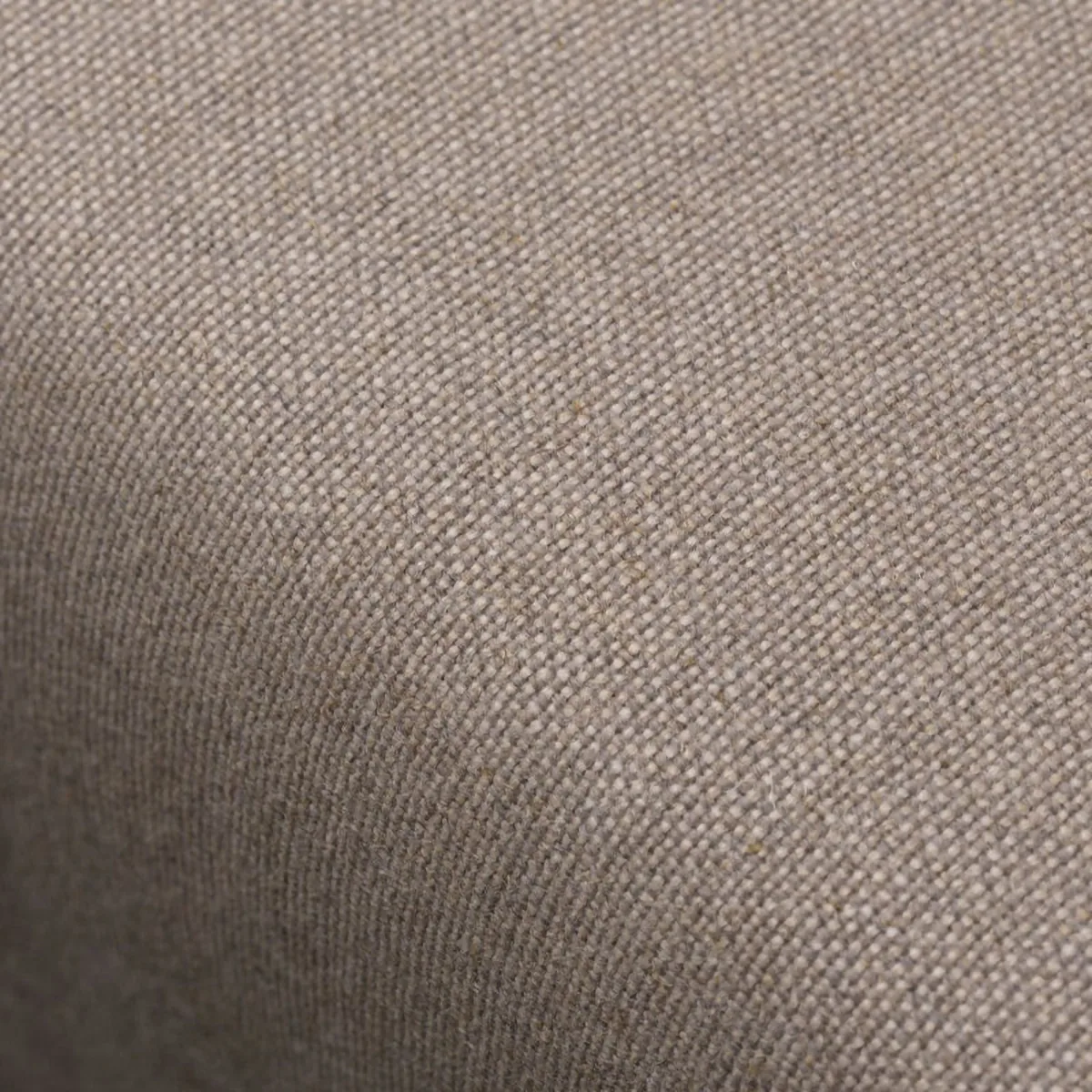 J147 Sessel, Oak lacquered-beige FDB Møbler