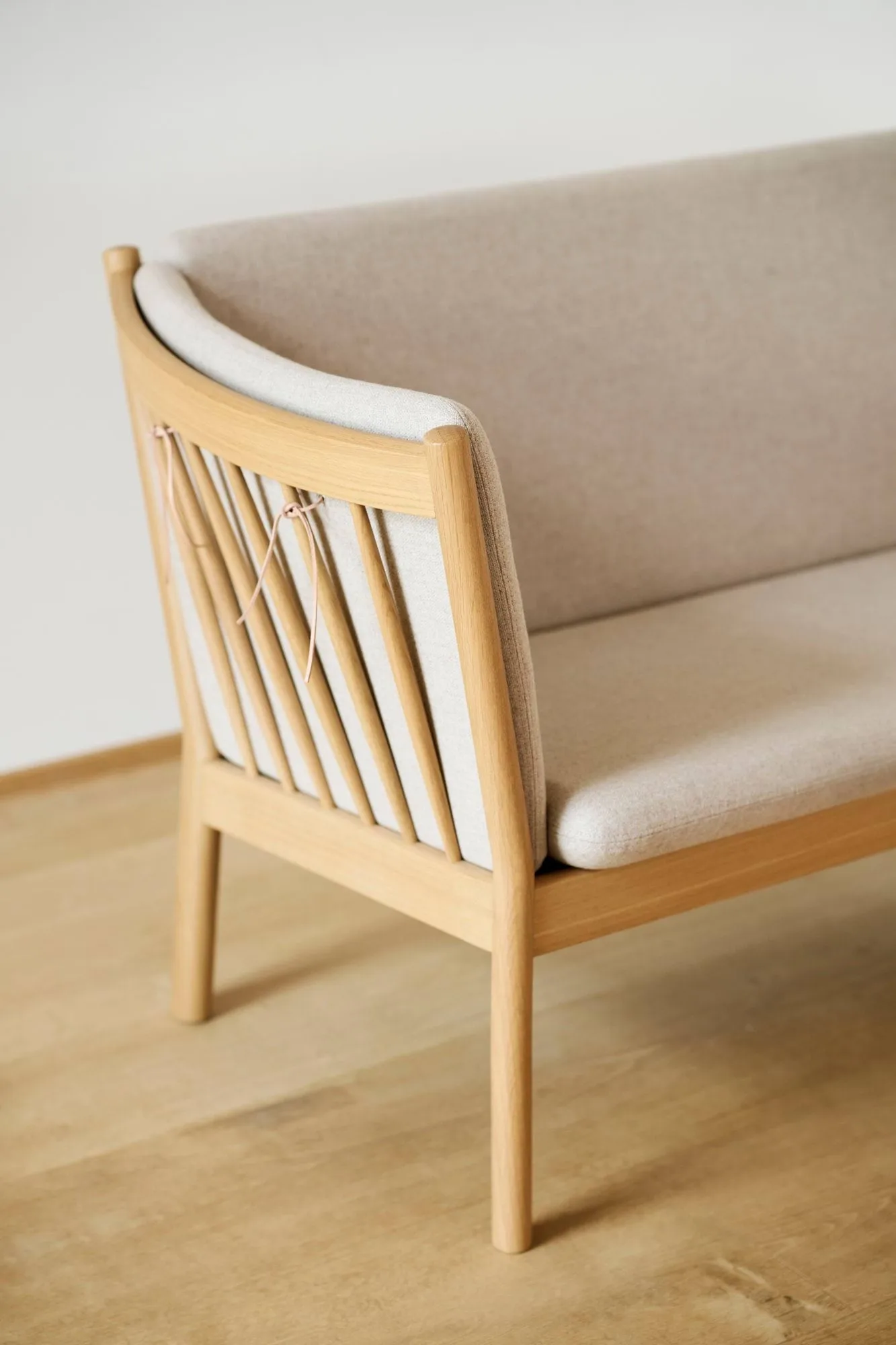 J149 Sofa, Stoff schwarz lackierte Eiche, 3-Sitzer FDB Møbler