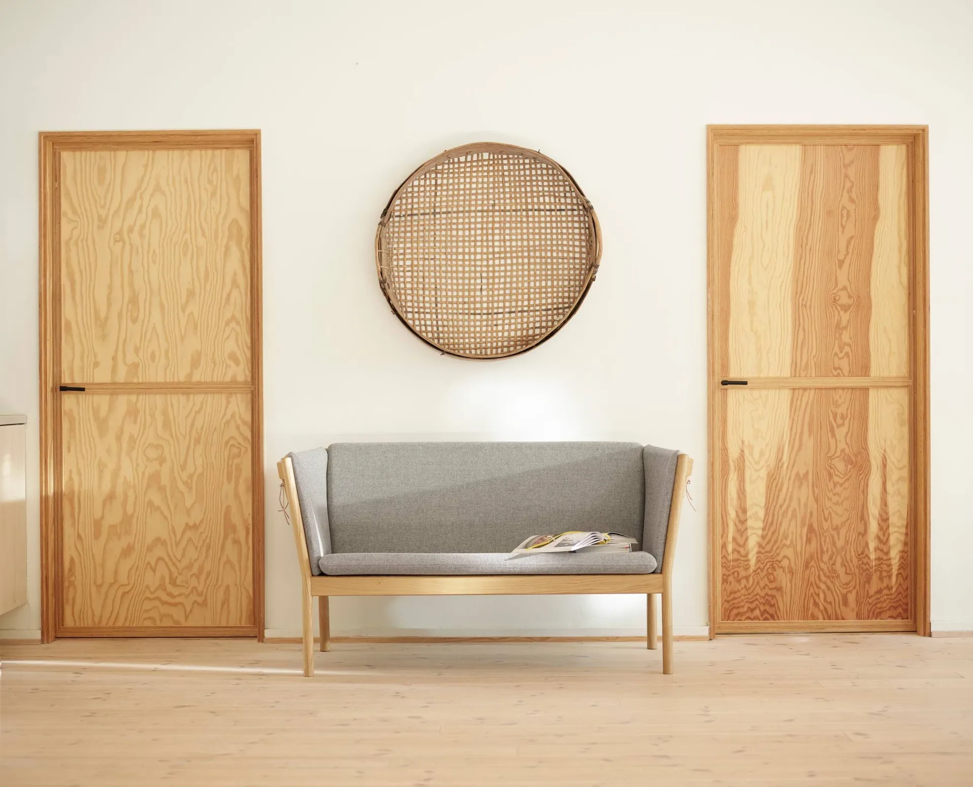J149 Sofa, Stoff schwarz lackierte Eiche, 3-Sitzer FDB Møbler