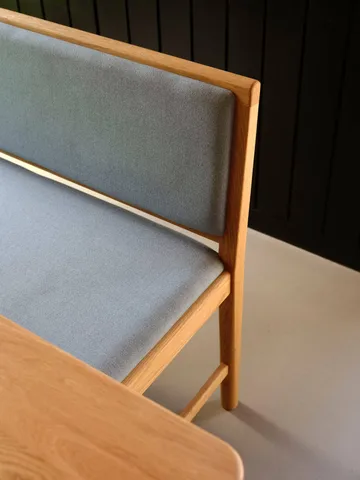 J176 Sønderborg Bank - Lackierte Eiche-ploegwool blue - FDB Møbler