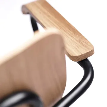 J183 Holmen Armlehnstuhl 4-teilig - Oak Furnier-black legs - FDB Møbler