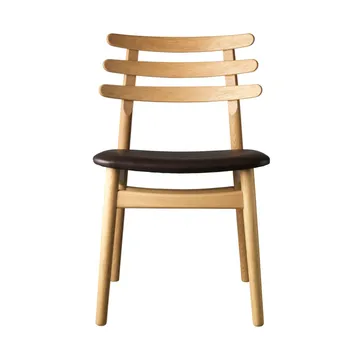 J48 Stuhl - Oak nature lacquered-dark brown leather - FDB Møbler