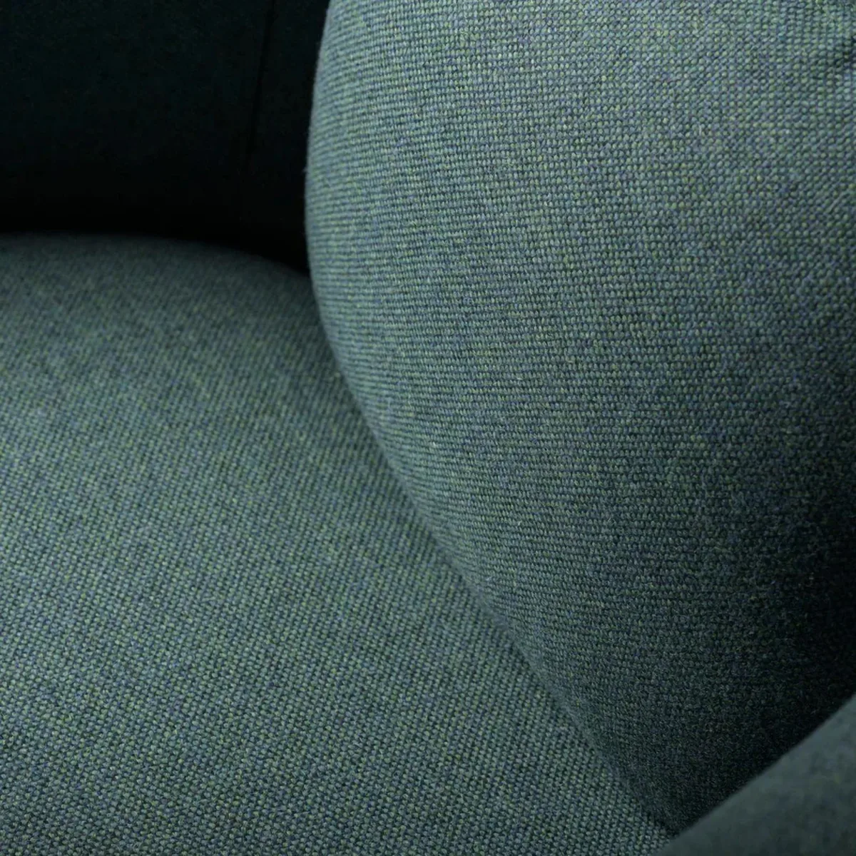 L35 Gesja Wing Chair Sessel, Green-lacquered oak FDB Møbler