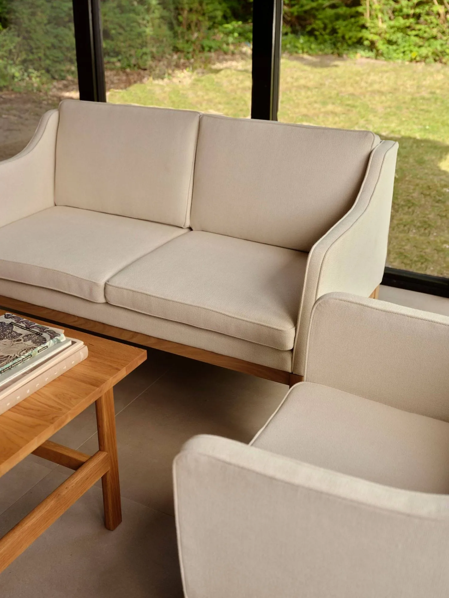 L46 MK155 easy chair Sessel, Lackierte Eiche-Leder Cognac FDB Møbler