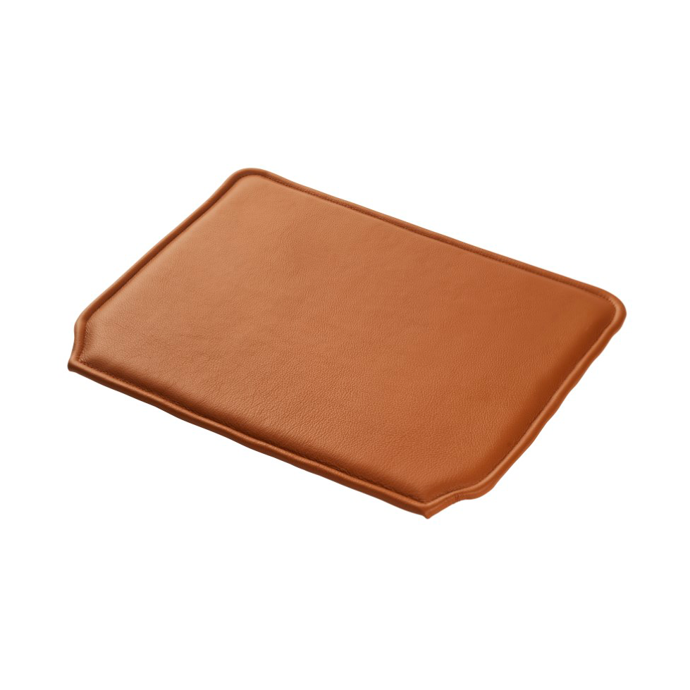 FDB Mobler R5 Noje J82 Sitzkissen Cognac leather | Skandinavisches Design | Sitzkissen & Stuhlkissen | Braun