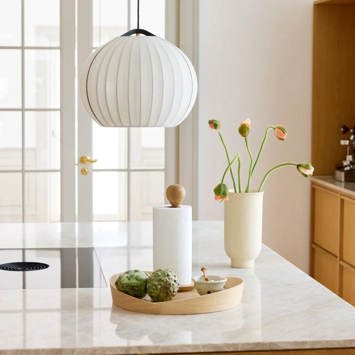 V43 Top Tablett Ø38 cm, Lacquered oak FDB Møbler