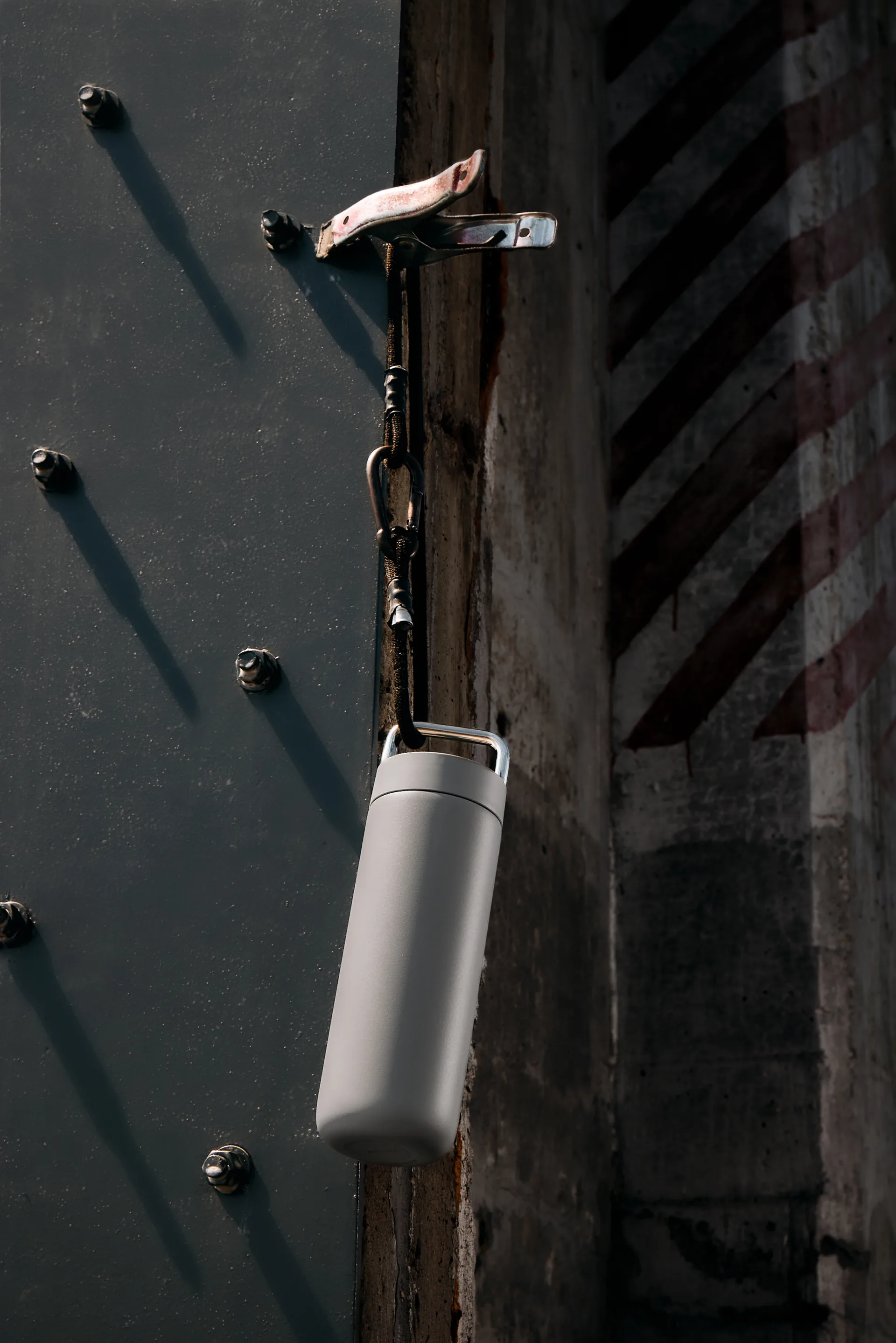 Carter Carry Thermobecher 59 cl, Matte grey Fellow