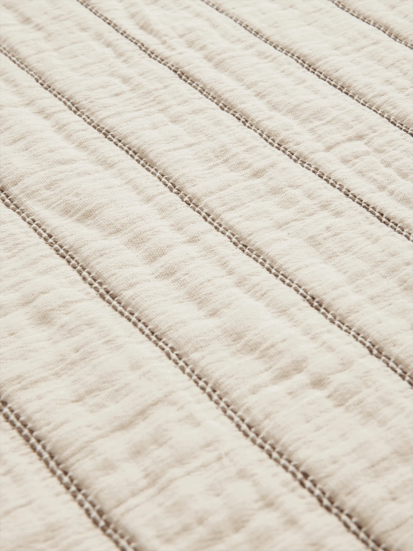 Aires Bettüberwurf 240x250 cm, Undyed Ferm Living