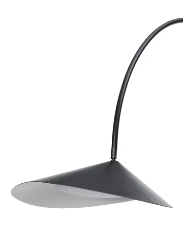 Arum gebogene Stehleuchte - Black - Ferm Living