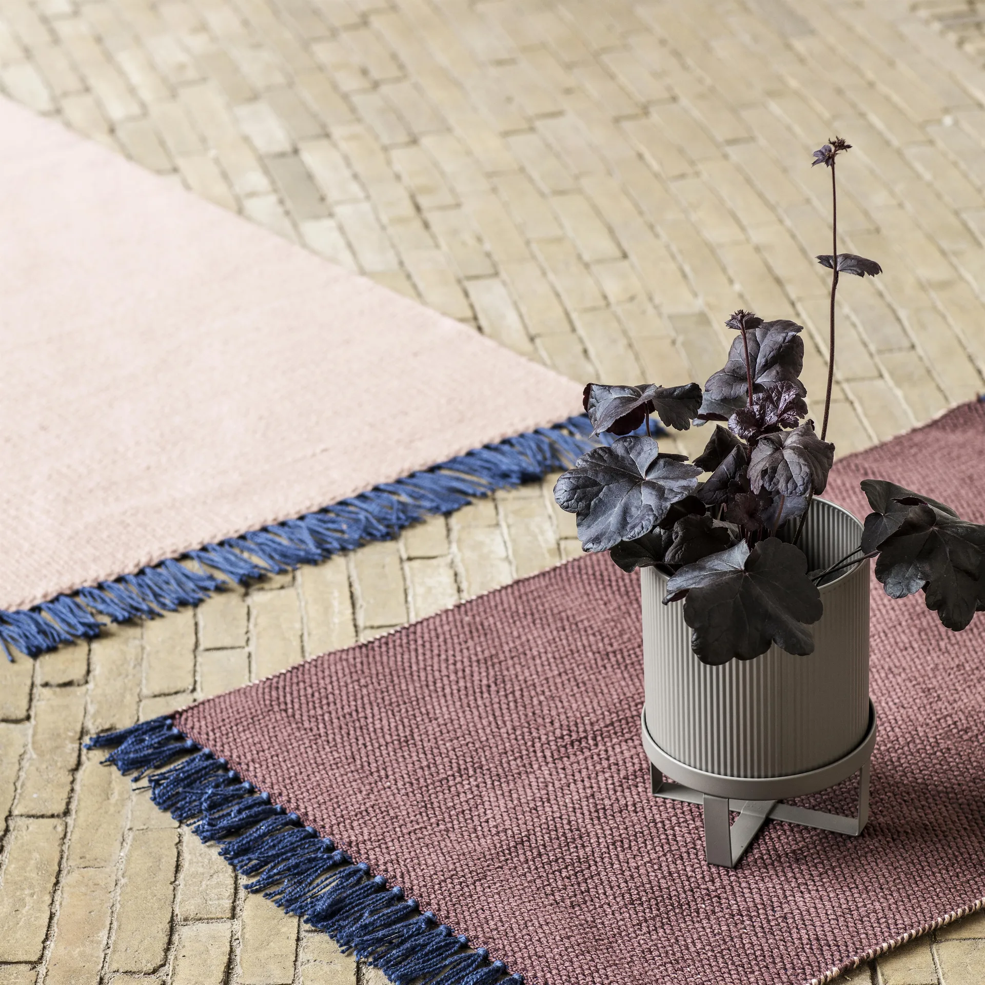 Bau Topf klein Ø18 cm, Grau Ferm Living