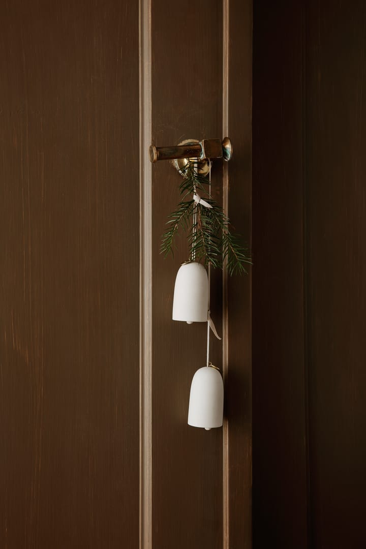 Bell Glocke Weihnachtsanhänger Ø4cm 2er Pack  - Off-white - ferm LIVING