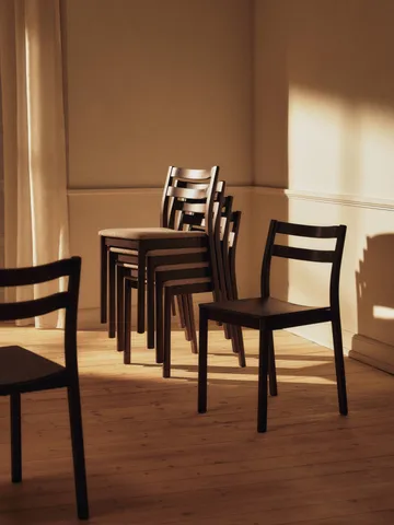 Boda Stuhl - Dunkel gebeizte Eiche - Ferm Living