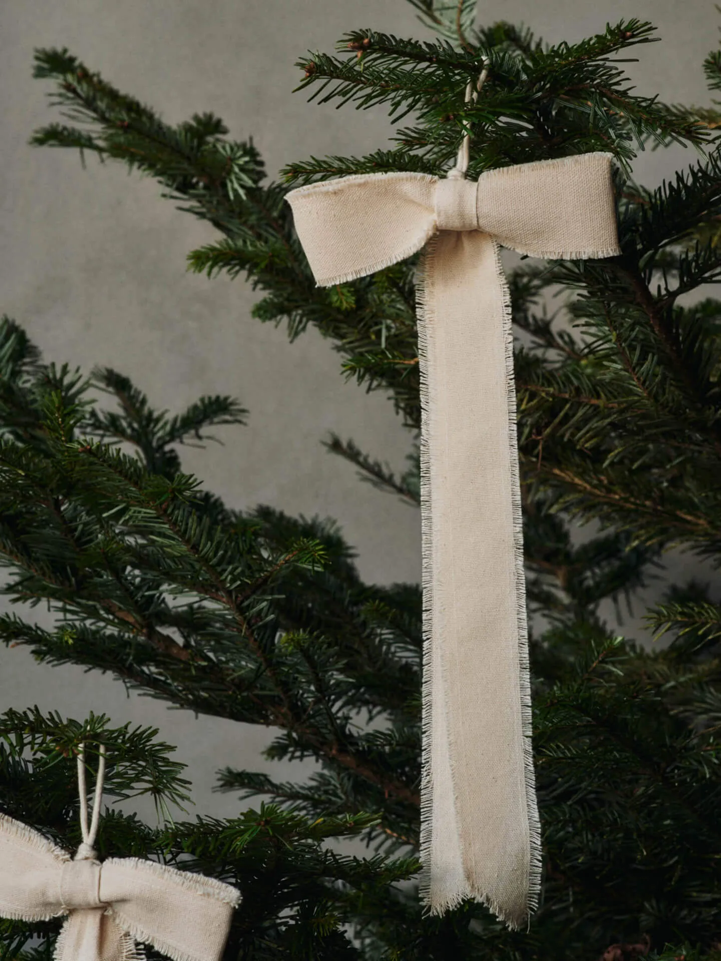 Bow Dekorationsanhänger small 15x40 cm 2er-Pack, Natural Ferm Living