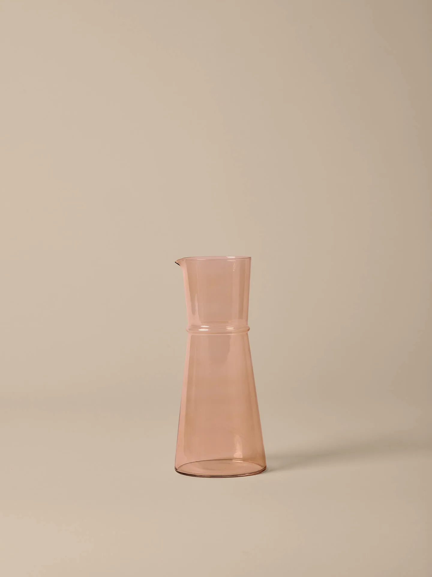 Boya Karaffe, Blush, 1,35 l Ferm Living