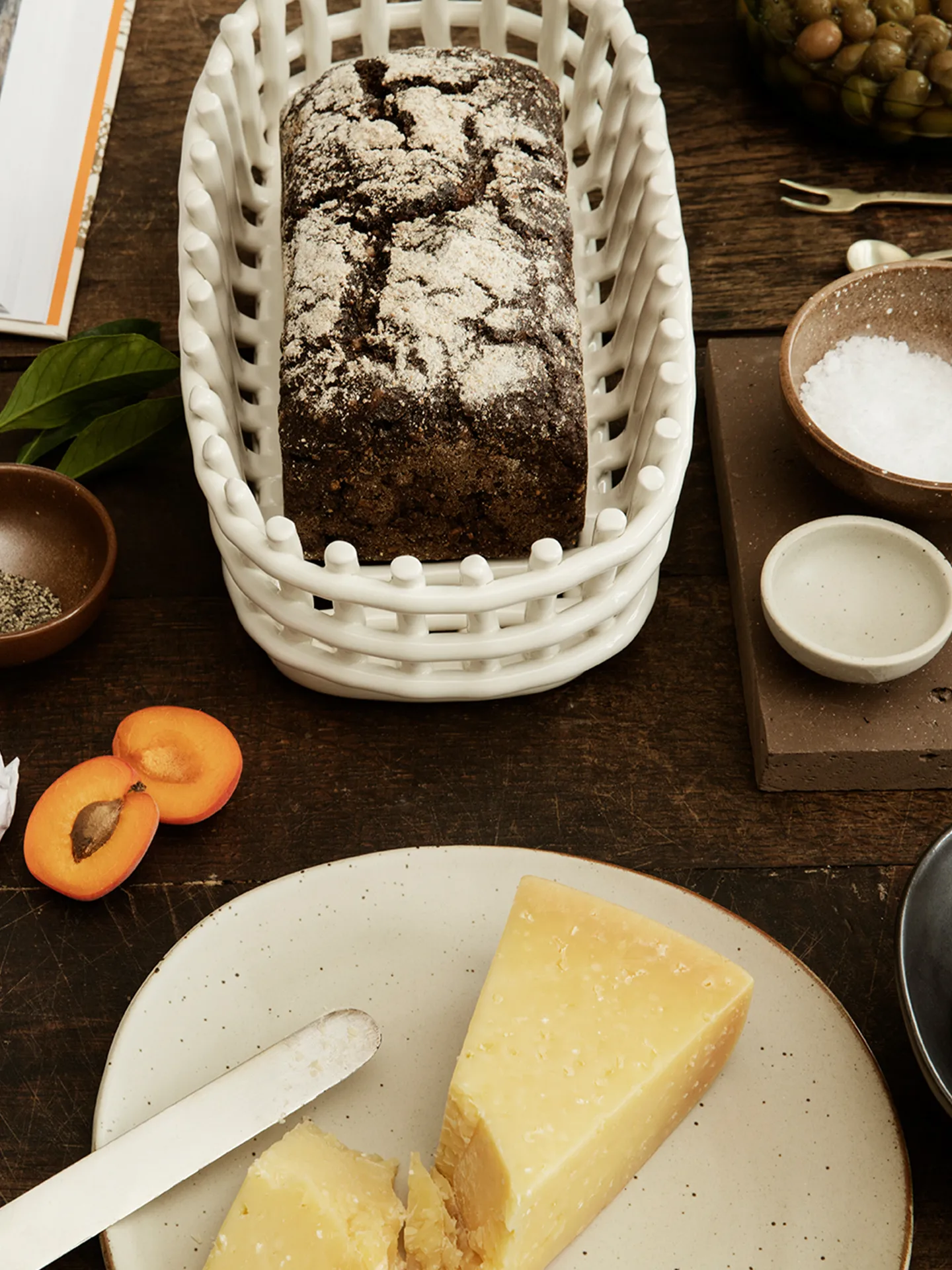 Ceramic geflochtener Korb oval 15 x 30cm, Off white Ferm Living