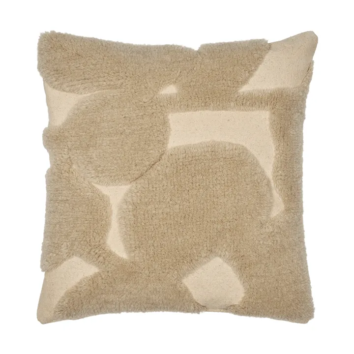 Cilla getuftetes Kissen - Off-white-parchment, 50x50 cm - Ferm Living