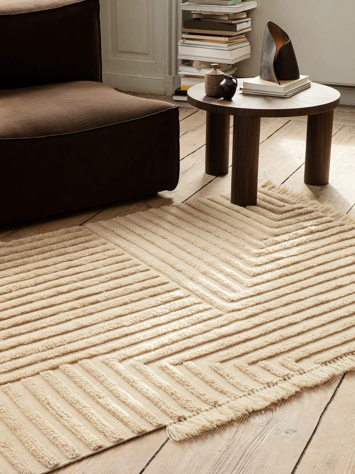 Crease Wollteppich 140 x 200cm - Light Sand - ferm LIVING