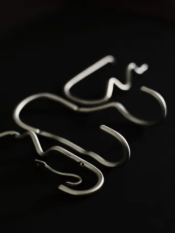 Curvature Haken 3er Pack - Edelstahl - Ferm Living