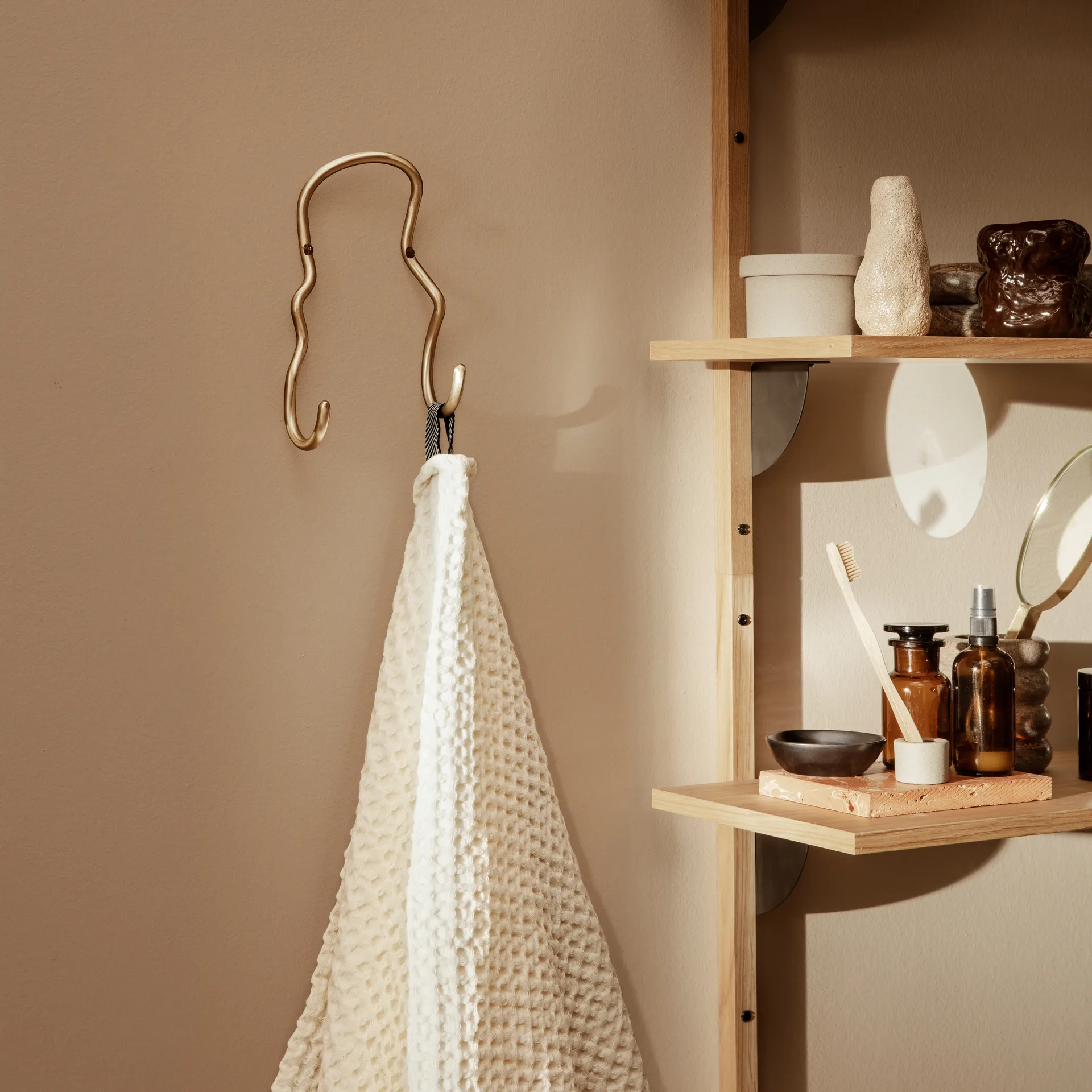 Curvature Haken doppel, Messing Ferm Living